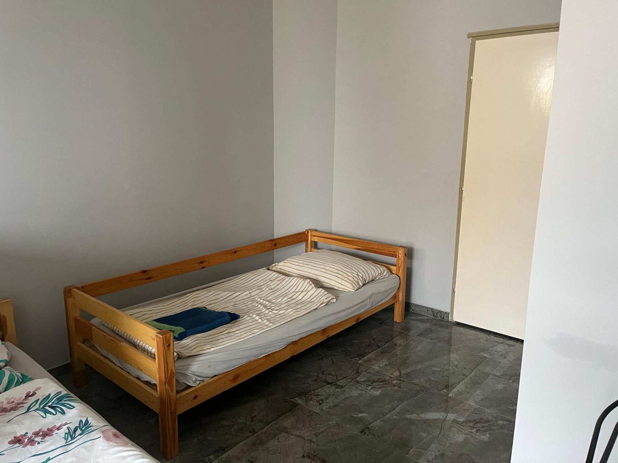 היישאלום Lilla Motel מראה חיצוני תמונה