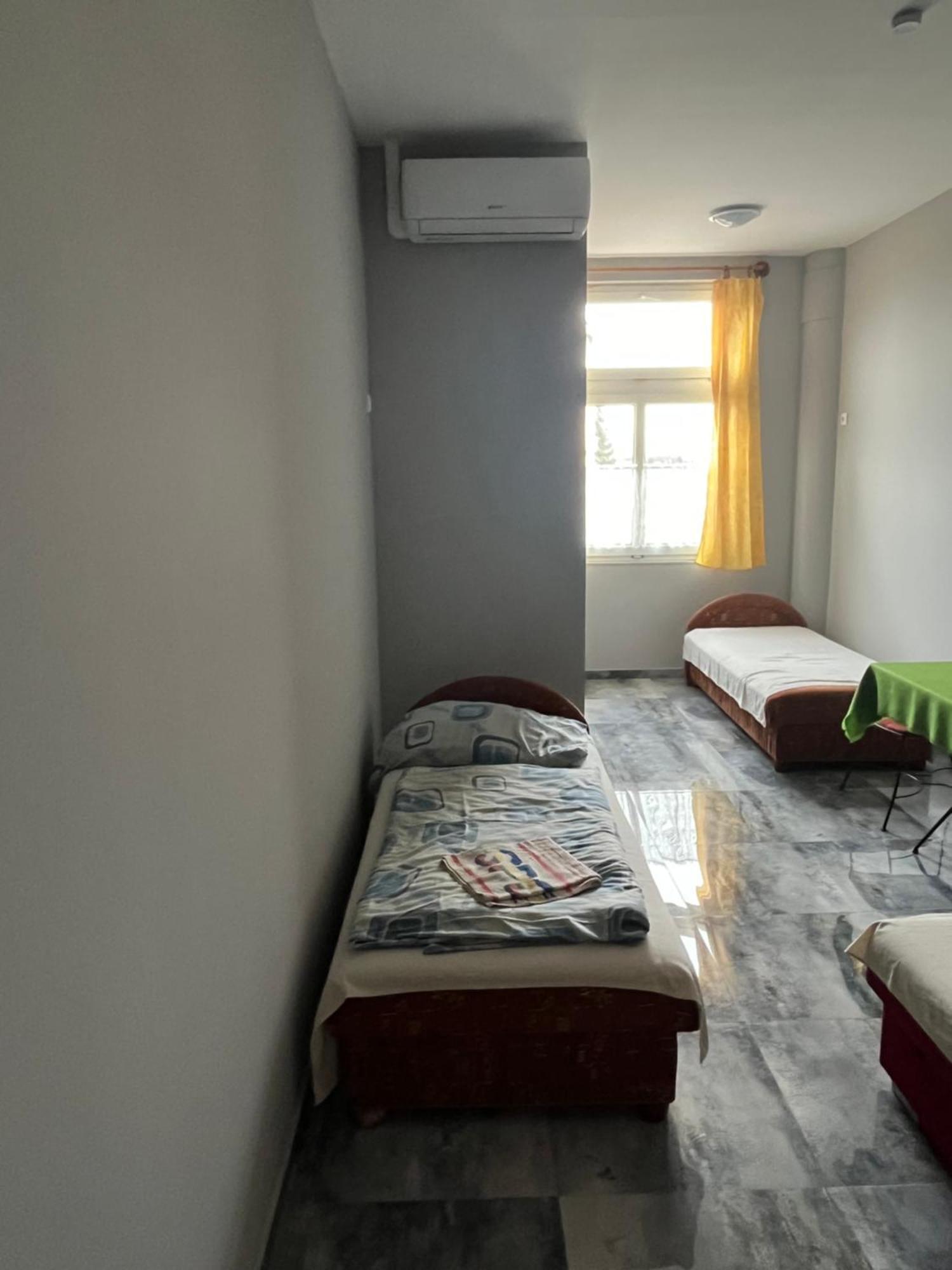 היישאלום Lilla Motel מראה חיצוני תמונה